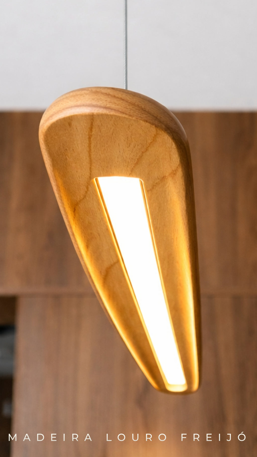 Lustre Pendente Linear Madeira 150cm LED 3000K Bivolt Albero Pienza