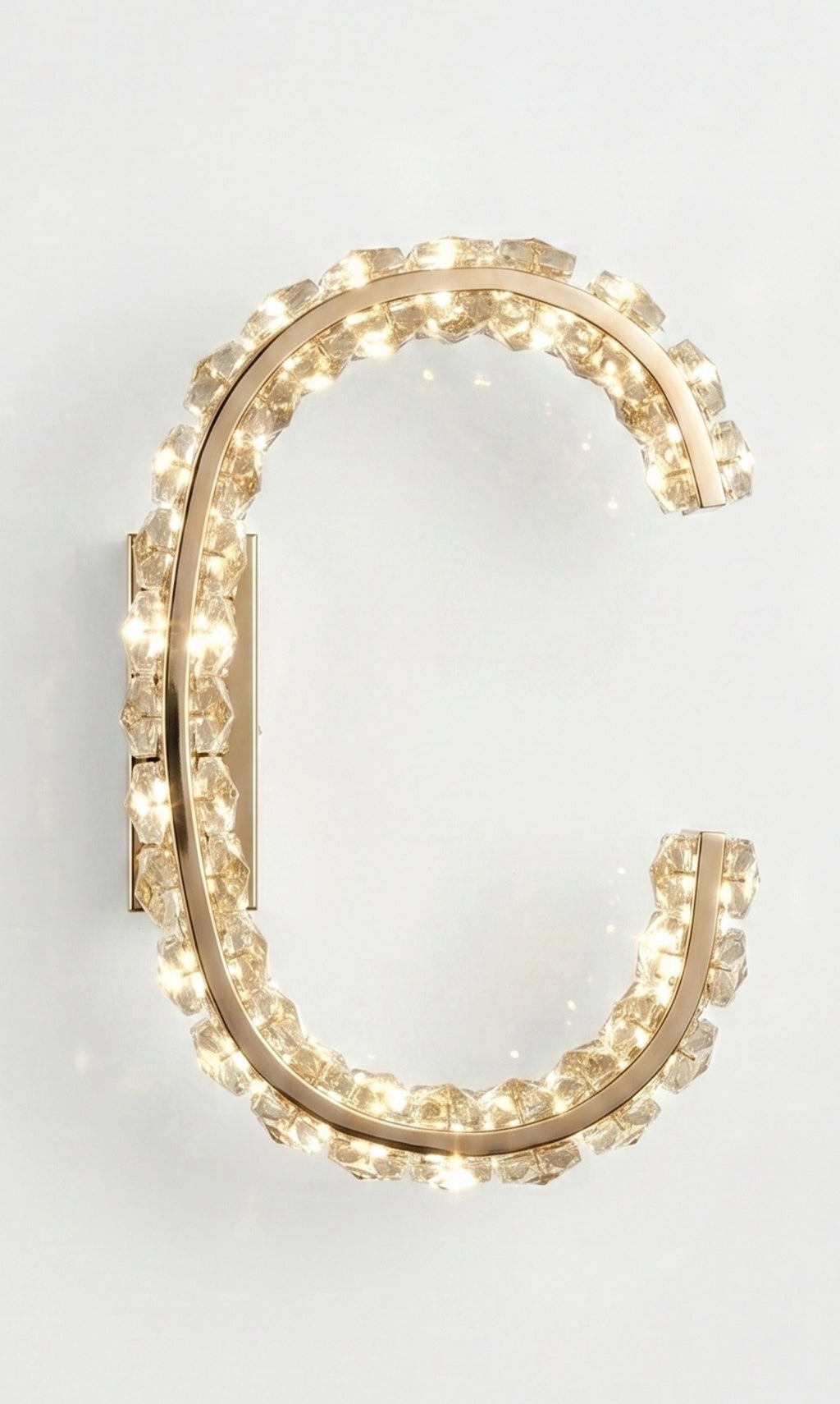 Arandela Parede Cristal Dourada Led Letras Alfabeto A - Z