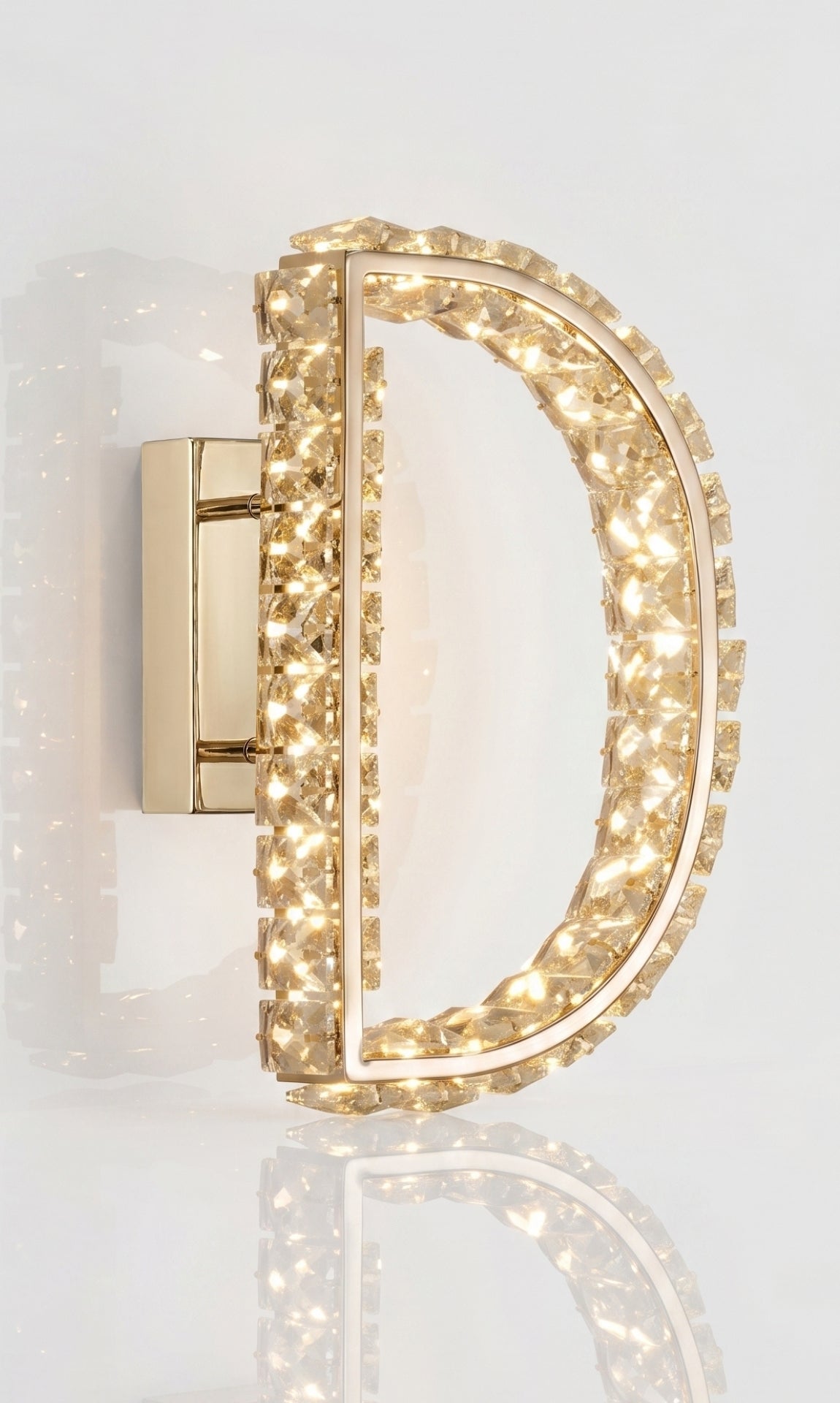 Arandela Parede Cristal Dourada Led Letras Alfabeto A - Z