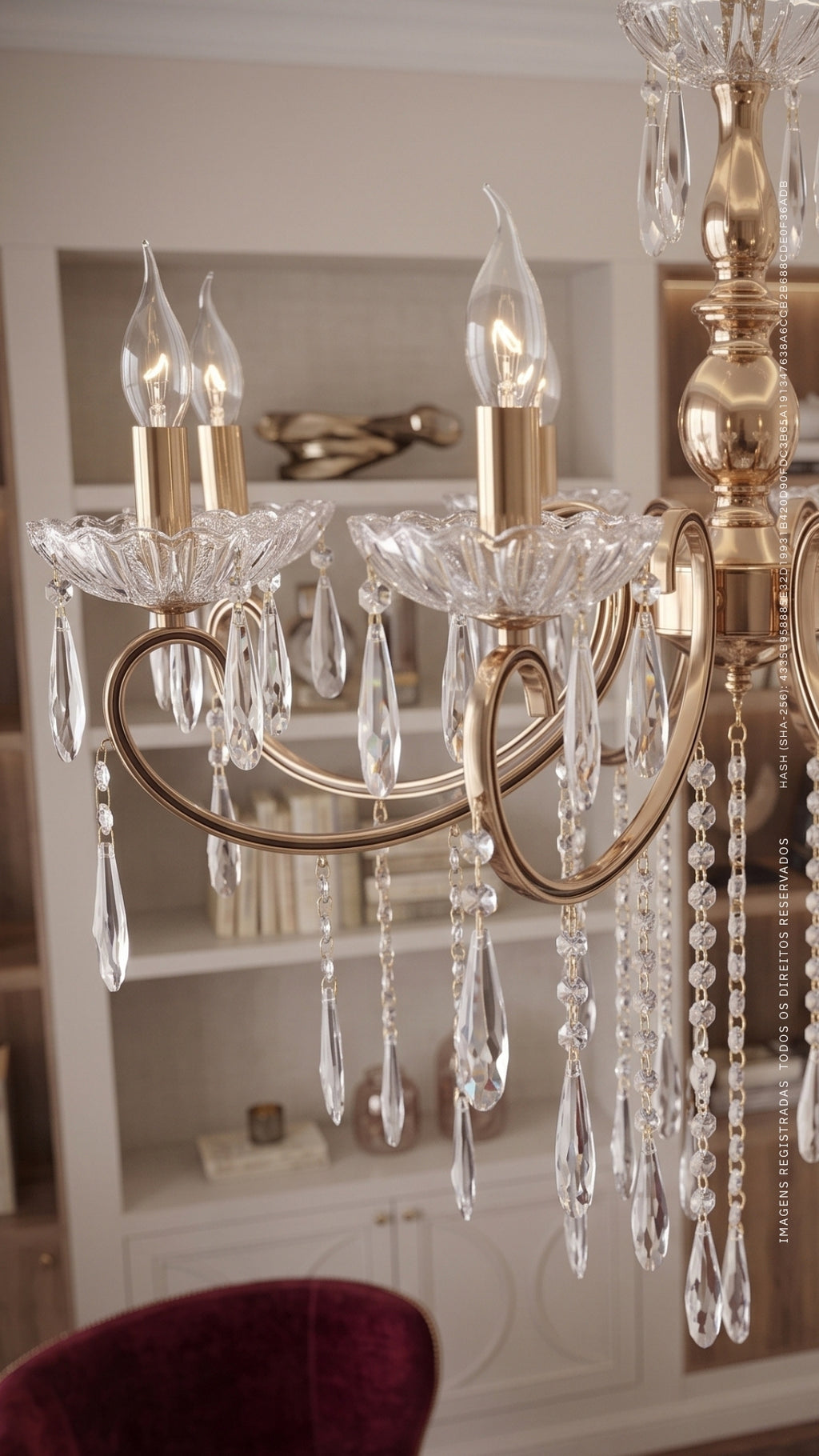 Lustre Clássico de Cristal Legítimo 8 Braços Dourado Ouro 18K
