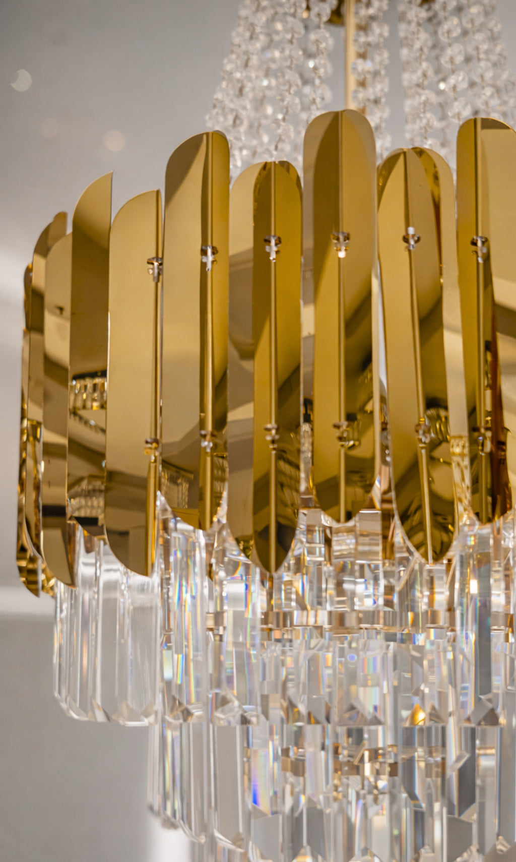 Lustre Pendente Imperial de Cristal Legítimo K9 - Dourado Bivolt