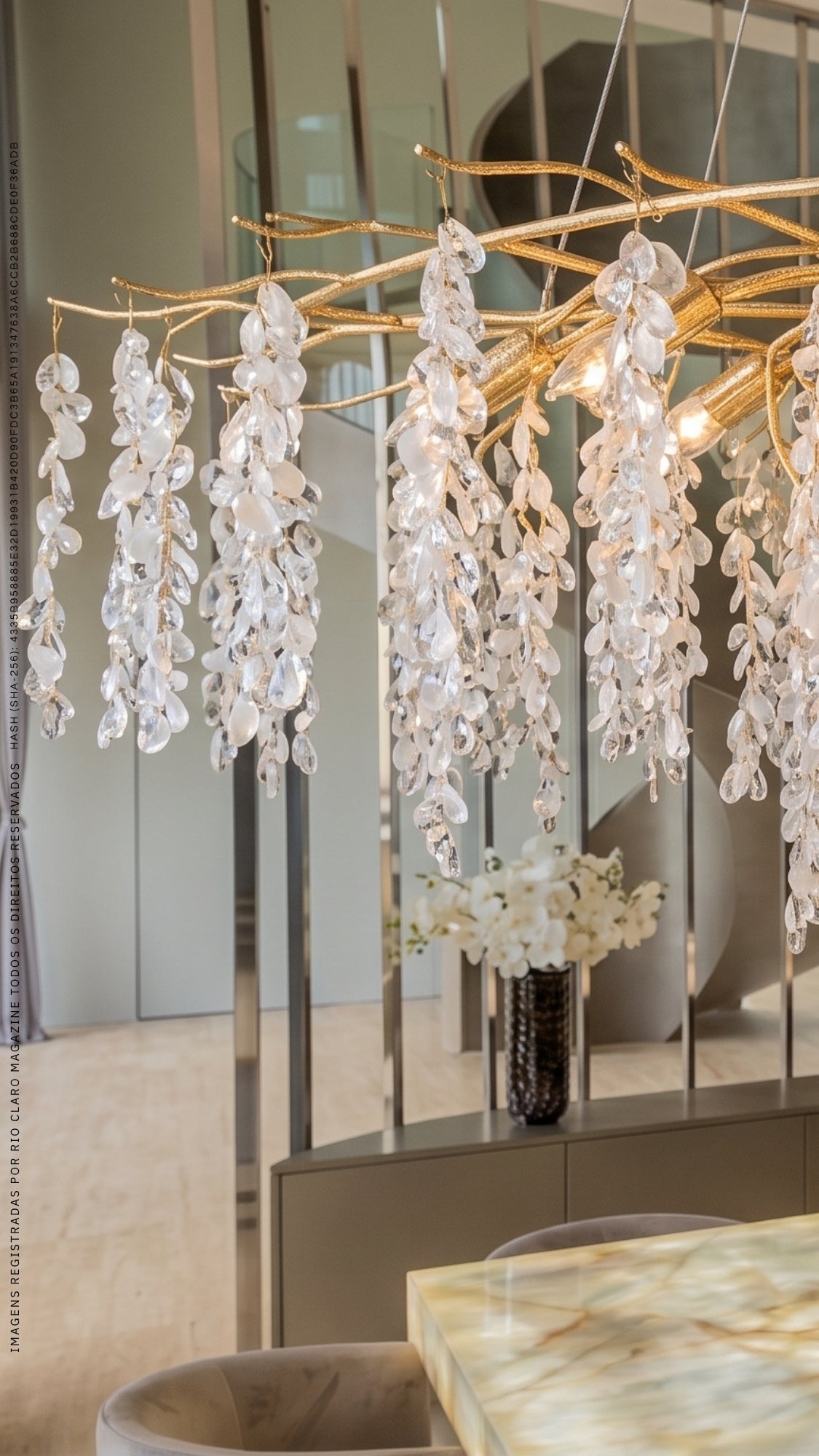 Lustre Pendente Cristal Dourado Galhos 150cm Luxo Bivolt E14