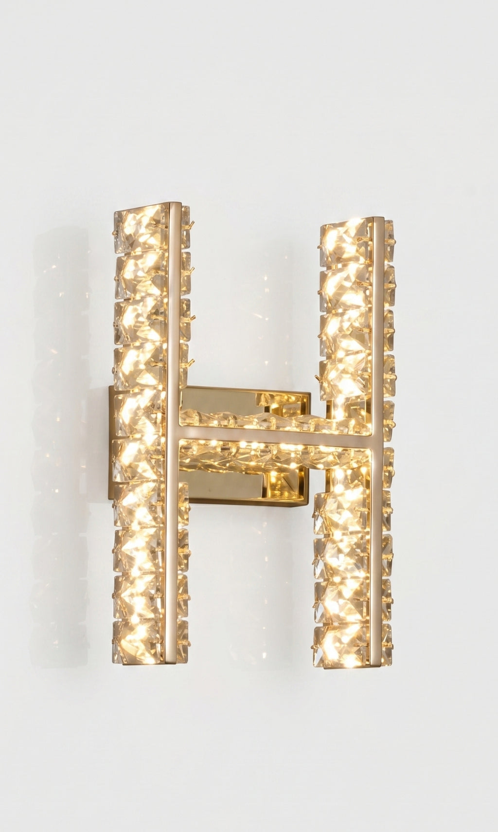 Arandela Parede Cristal Dourada Led Letras Alfabeto A - Z