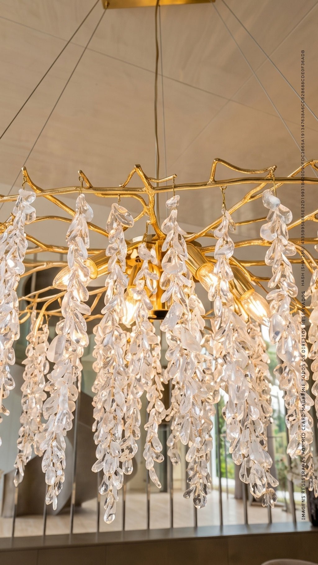 Lustre Pendente Cristal Dourado Galhos 150cm Luxo Bivolt E14