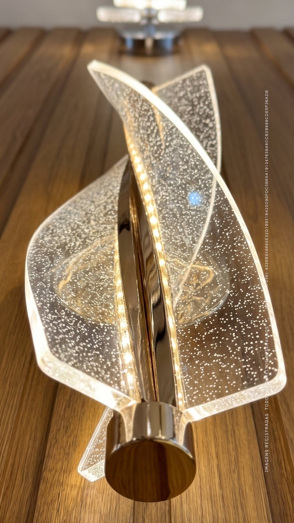 Arandela Led Moderna Espiral Dourada 17w Luz Quente Bivolt